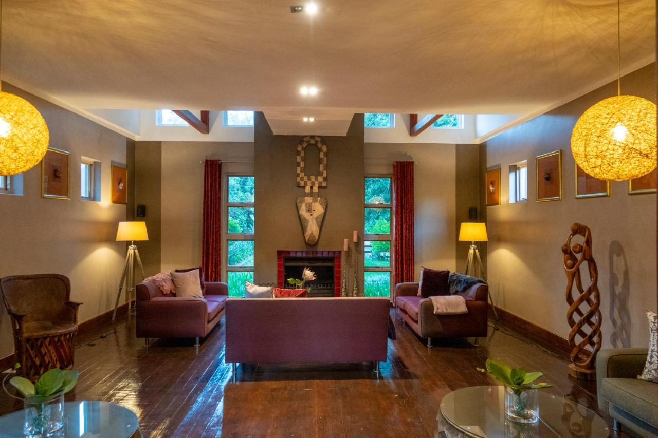 Lily Pond Country Lodge The Crags Extérieur photo